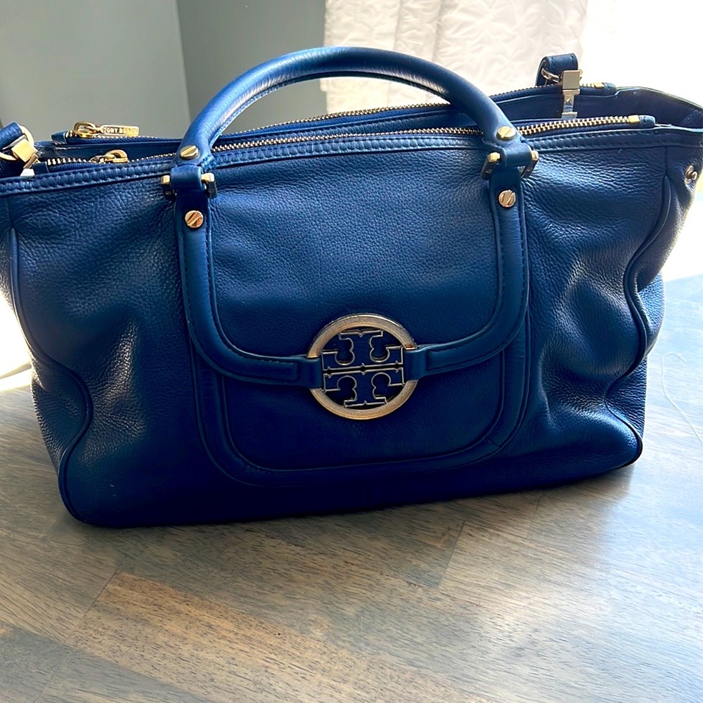 Tory burch double zip bag